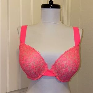 Victoria Secret Very Sexy Pigeonnant Push-up Bra